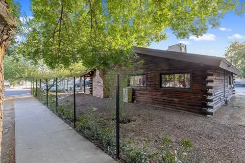 216 E School Ave, Visalia, CA 93291 photo 7
