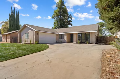 2626 E Saint Johns Pkwy, Visalia, CA 93292