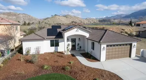 32588 Greene Dr, Springville, CA 93265 photo 2