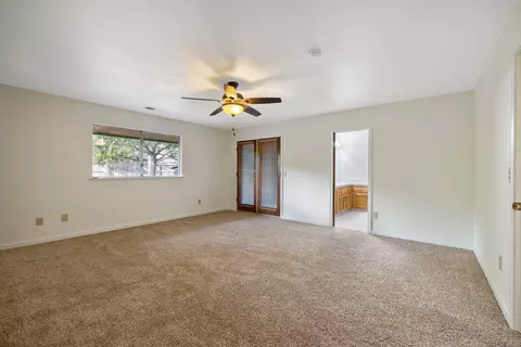 1204 E Cambridge Ave, Visalia, CA 93292 photo 17