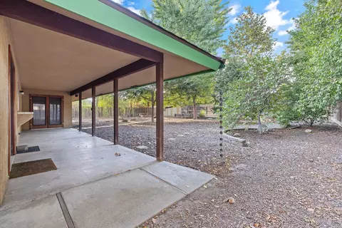 1204 E Cambridge Ave, Visalia, CA 93292 photo 25