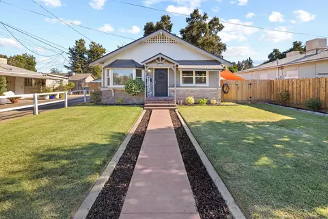 1107 W Kaweah Ave, Visalia, CA 93277