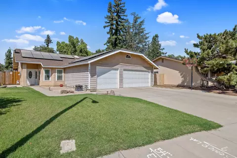 1633 N Norman St, Visalia, CA 93292