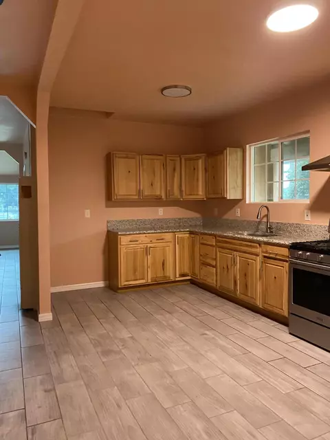 301 N Patsy St, Porterville, CA 93257 photo 10
