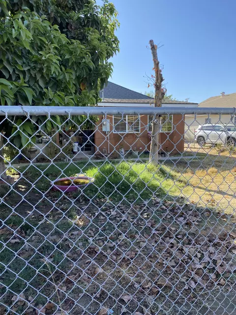 301 N Patsy St, Porterville, CA 93257