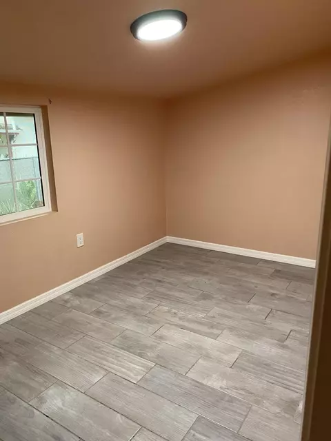 301 N Patsy St, Porterville, CA 93257 photo 8