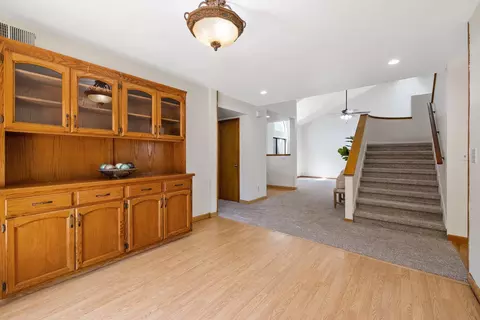 1704 E Howard Ct, Visalia, CA 93292 photo 7