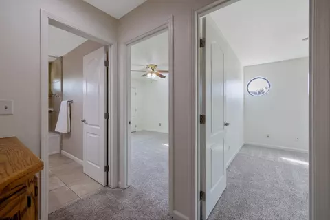 1704 E Howard Ct, Visalia, CA 93292 photo 18