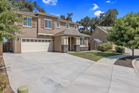 4238 W Lark Ave, Visalia, CA 93291