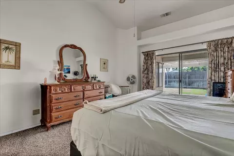 1429 E Vassar Dr, Visalia, CA 93292 photo 14