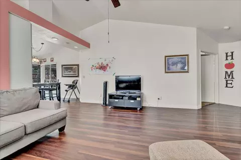 1429 E Vassar Dr, Visalia, CA 93292 photo 7