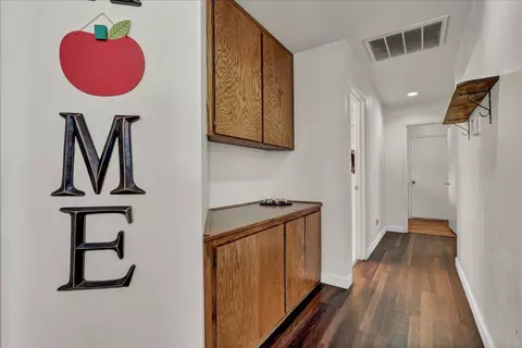 1429 E Vassar Dr, Visalia, CA 93292 photo 17