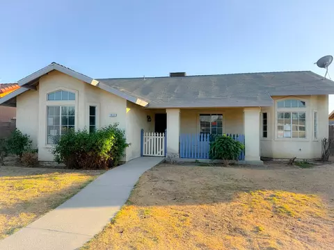 1632 6th Ave, Delano, CA 93215