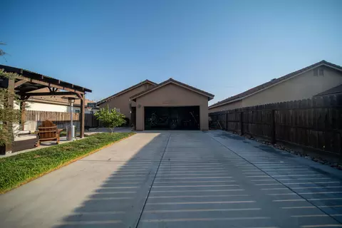 577 W Glaze Ave, Exeter, CA 93221 photo 32