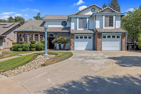 4700 W Monte Verde Ct, Visalia, CA 93277