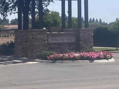 2642 N Leila St, Visalia, CA 93291