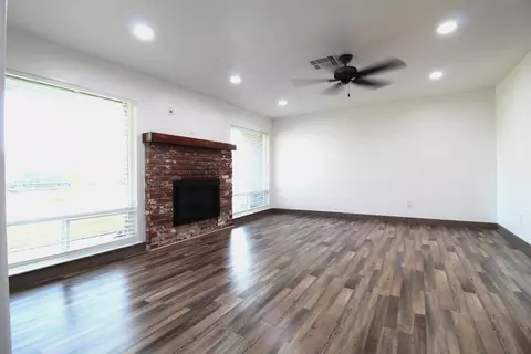 873 W Cedar St, Exeter, CA 93221 photo 6