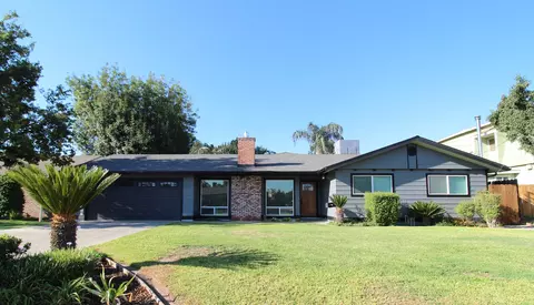 873 W Cedar St, Exeter, CA 93221