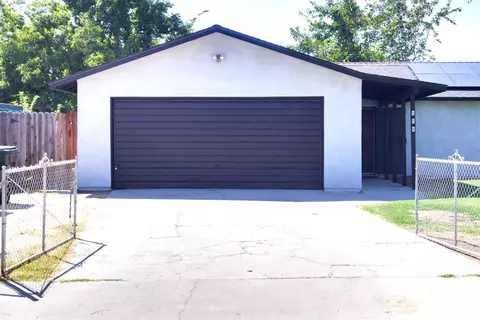 558 Perry Ave, Corcoran, CA 93212 photo 2