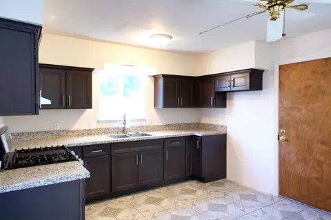 558 Perry Ave, Corcoran, CA 93212 photo 13