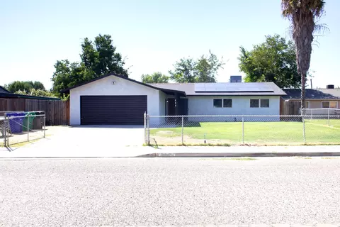 558 Perry Ave, Corcoran, CA 93212 photo 10