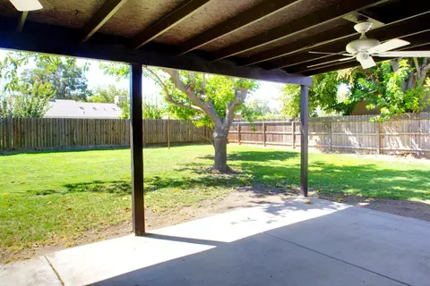 558 Perry Ave, Corcoran, CA 93212 photo 42
