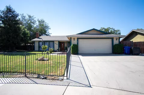 2131 School Ct, Porterville, CA 93257