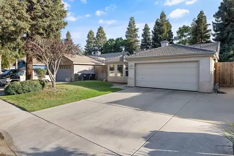1519 E La Vida Ct, Visalia, CA 93292 photo 3