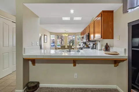 1519 E La Vida Ct, Visalia, CA 93292 photo 10