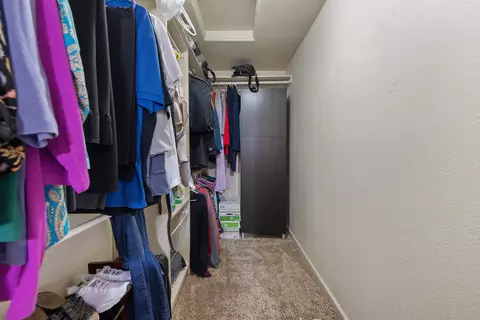 1519 E La Vida Ct, Visalia, CA 93292 photo 23