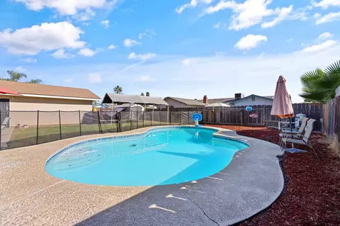 491 Davis Pl, Lemoore, CA 93245 photo 26