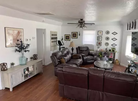 20467 Road 252, Strathmore, CA 93267 photo 2