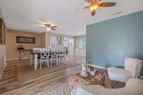 3441 W Iris Ave, Visalia, CA 93277 photo 20