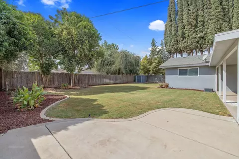 3441 W Iris Ave, Visalia, CA 93277 photo 38