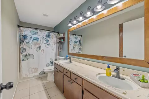3441 W Iris Ave, Visalia, CA 93277 photo 26
