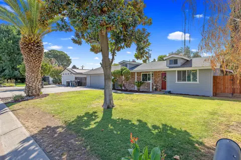 3441 W Iris Ave, Visalia, CA 93277 photo 4