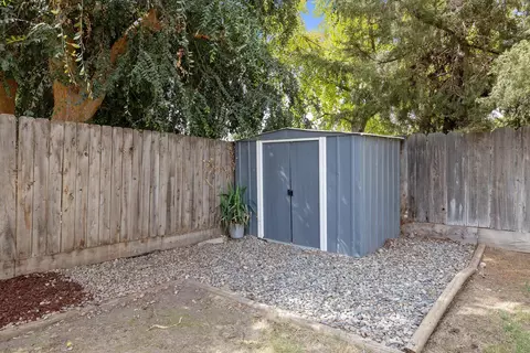 3441 W Iris Ave, Visalia, CA 93277 photo 44