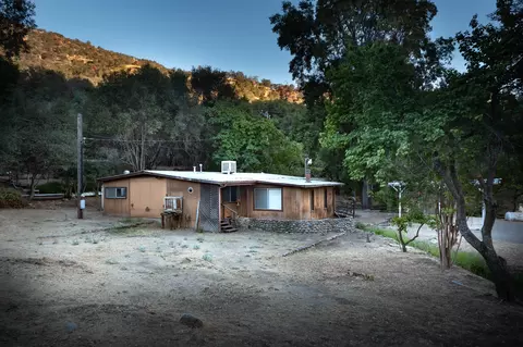 42156 Eggers Dr, Three Rivers, CA 93271 photo 4
