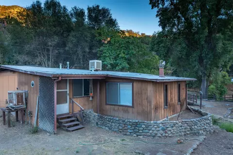 42156 Eggers Dr, Three Rivers, CA 93271 photo 3
