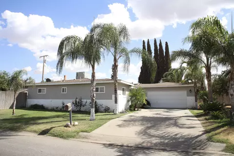1683 Tomah Ave, Porterville, CA 93257