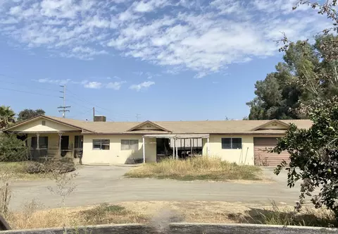 2668 W Marinette Ave, Exeter, CA 93221