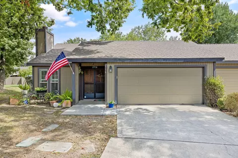 2516 E Tulare Ave, Visalia, CA 93292