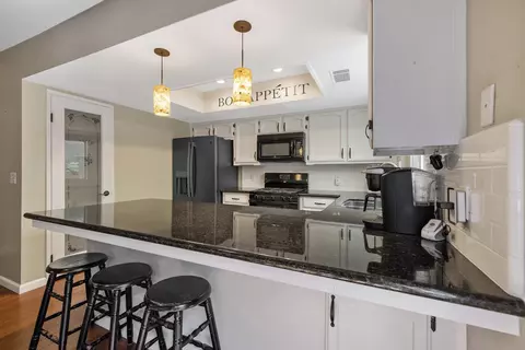 2516 E Tulare Ave, Visalia, CA 93292 photo 13