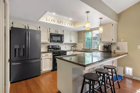 2516 E Tulare Ave, Visalia, CA 93292 photo 12