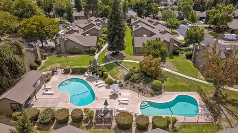 2516 E Tulare Ave, Visalia, CA 93292 photo 30