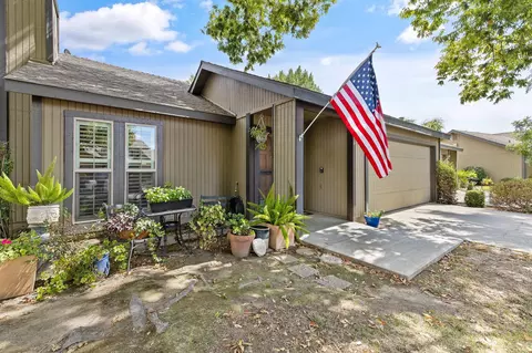 2516 E Tulare Ave, Visalia, CA 93292 photo 4