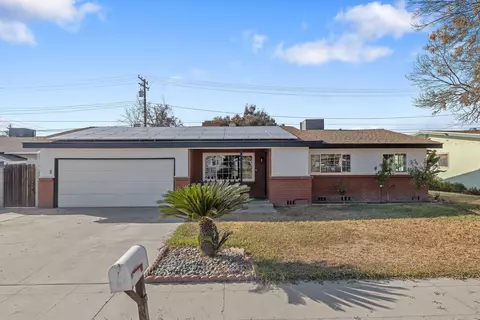 307 N Lane St, Tulare, CA 93274