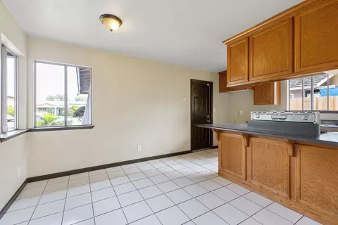 1777 E Sonora Ave, Tulare, CA 93274 photo 9