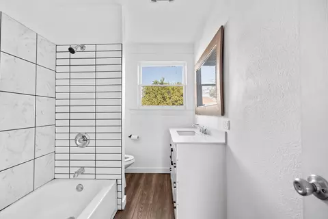 526 W 6th St, Hanford, CA 93230 photo 6