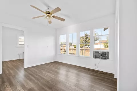 526 W 6th St, Hanford, CA 93230 photo 7